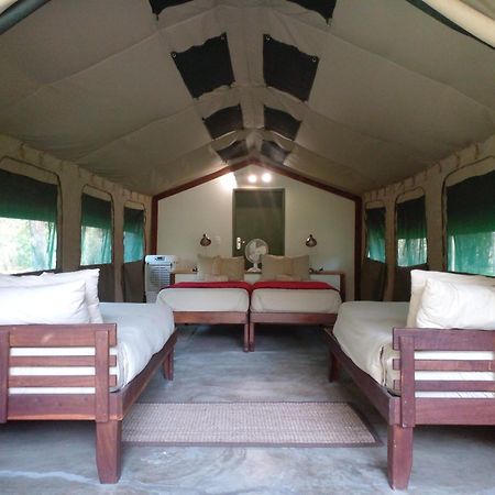 Готель Zambezi Mubala Camp Катіма-Муліло Номер фото